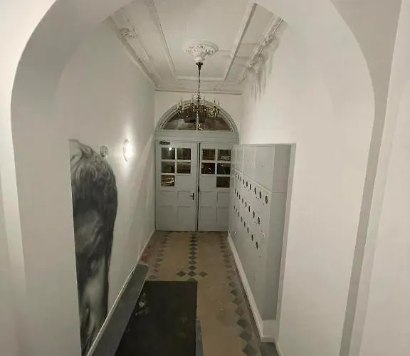 Kamienica Centrum Nr 12 *